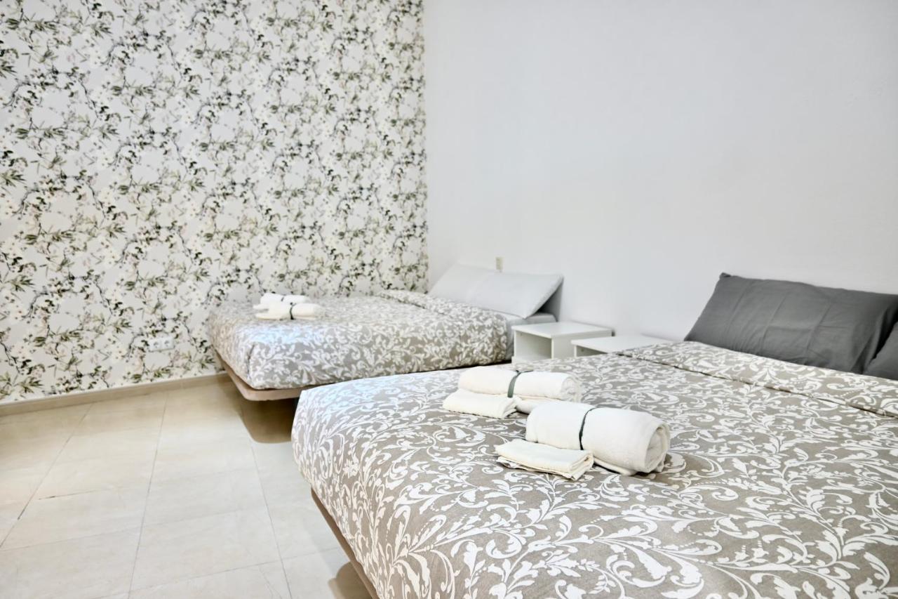 For You Rentals Centrico Apartamento Temporal En La Calle Infanta Inf1A Madrid Exterior foto