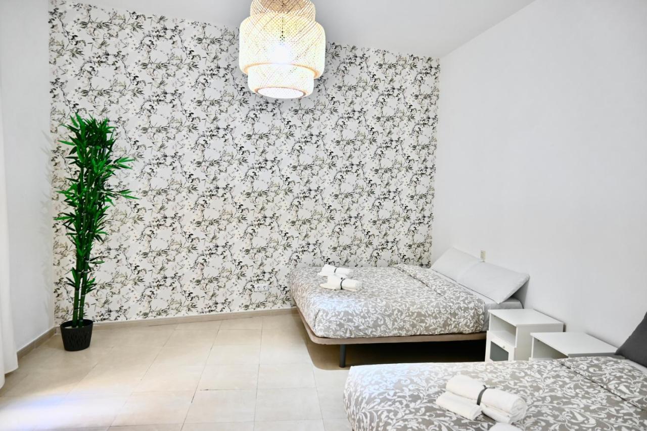 For You Rentals Centrico Apartamento Temporal En La Calle Infanta Inf1A Madrid Exterior foto
